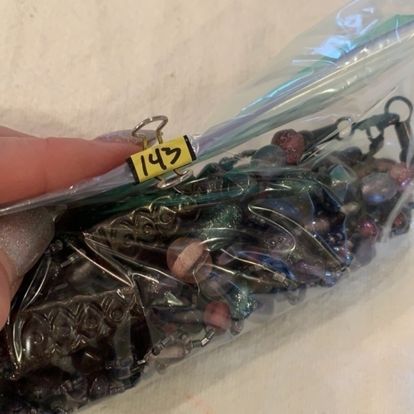 Chico’s glass bead multi strand colorful boho chunky style easy hook closure - Picture 7 of 7